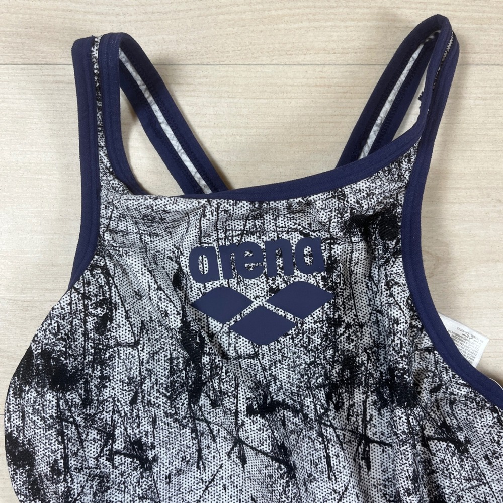 Arena One Lacquer One Piece Swimsuit Multi White-Navy Size 36 - Picture 4 of 7